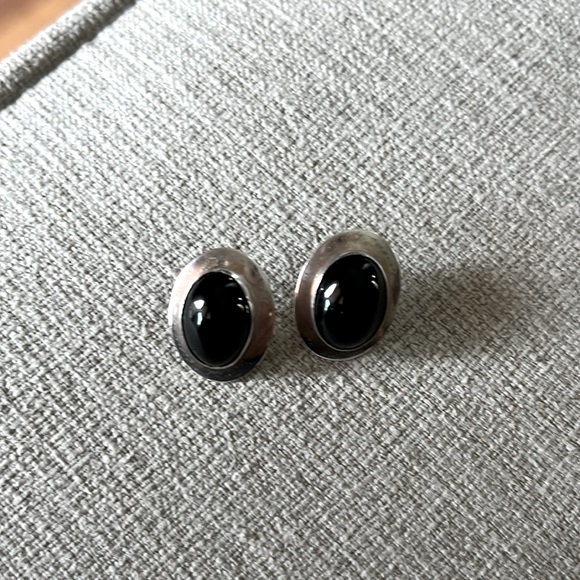 Black Onyx Signed Sterling Silver Native American Earrings - Picture 5 of 7